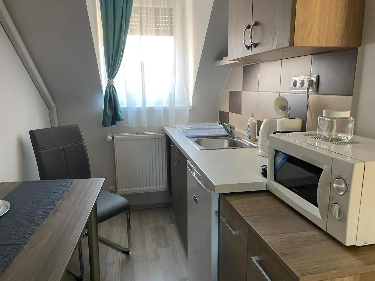 Apartamento Oreo Apartman Eger Hungria